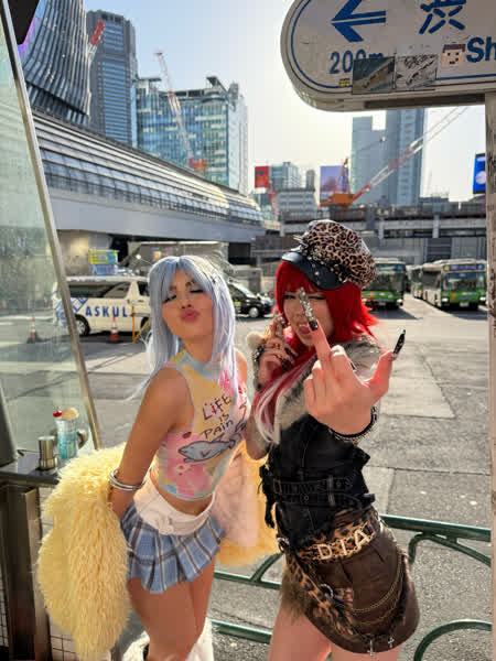 d014f6569eead54129b09e65961248b2b9858c8b3276bad383c0c64b298bac73 thumbnail