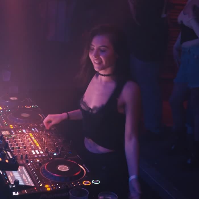 2b27fc682b8e58c1a6c974e4e4f76fb22531026cd8ccd1b4acdbd51b069dd55b thumbnail