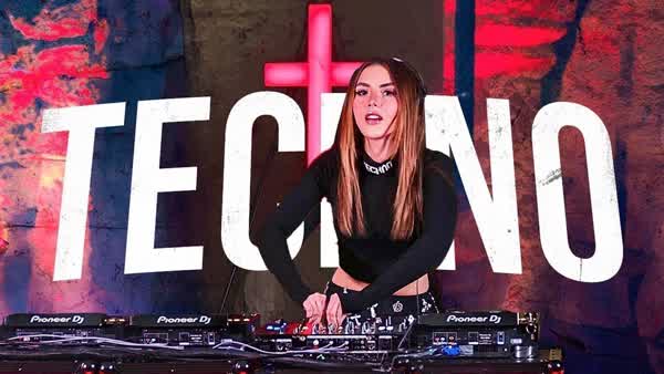 f34452e8defb36f1a428e8c776c3a65d88732fec471c5ef6c50af5995e24b733 thumbnail