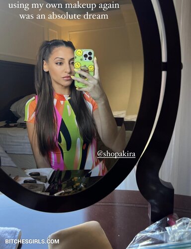 330573976857086318625524147171689301999 thumbnail