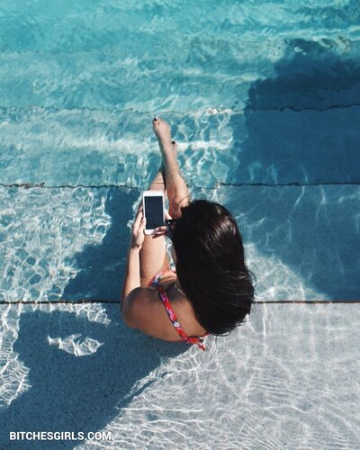 105982529031836452006914138749066481178 thumbnail