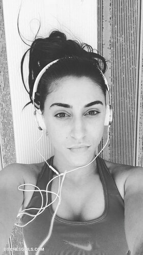 193162530706655171142938848296925951780 thumbnail