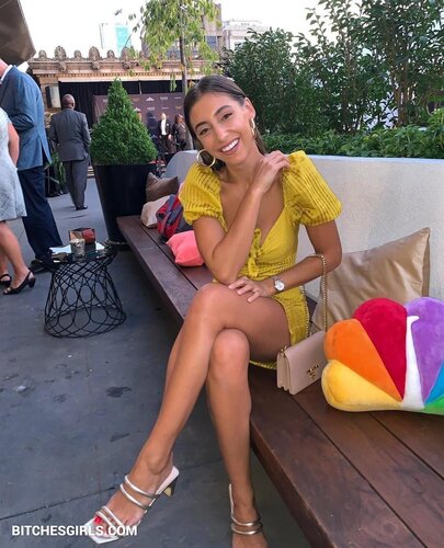 270821311345968984822051519225486765297 thumbnail