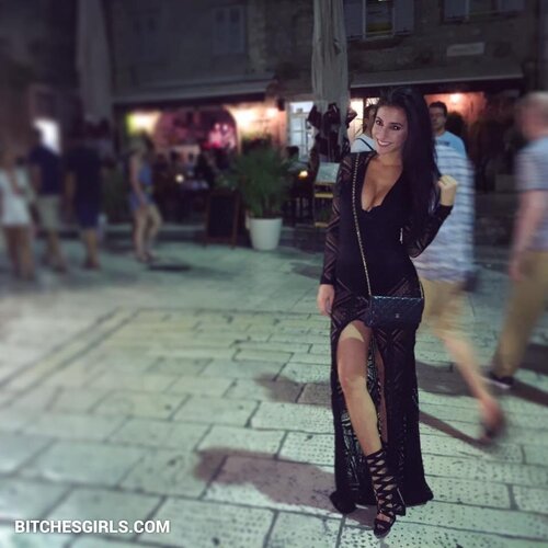 27437047532971724401649469976668180066 thumbnail