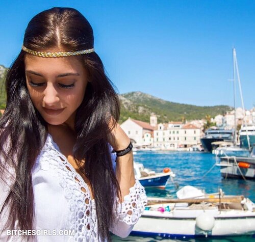 332446677710764090499937052977902894313 thumbnail