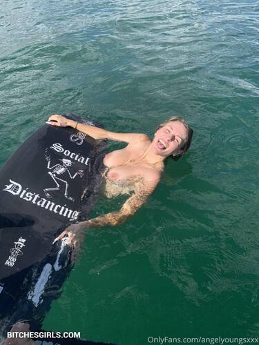 70269911343159885152620298191307261129 thumbnail