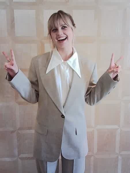 10c57d1cf2b90909996adbe94b68f1897abab7b703d54590ae573211c3ca898e thumbnail