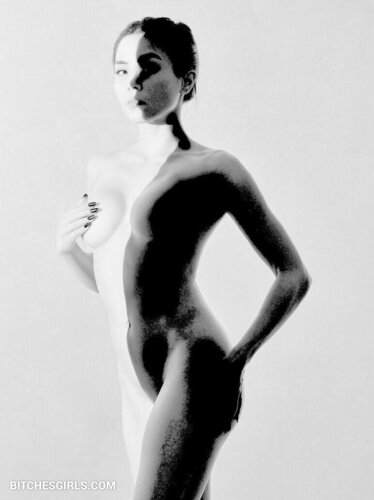 272762366323492661362208370721589785979 thumbnail