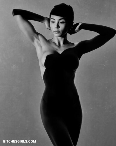 272858200676493963026642974692977904412 thumbnail