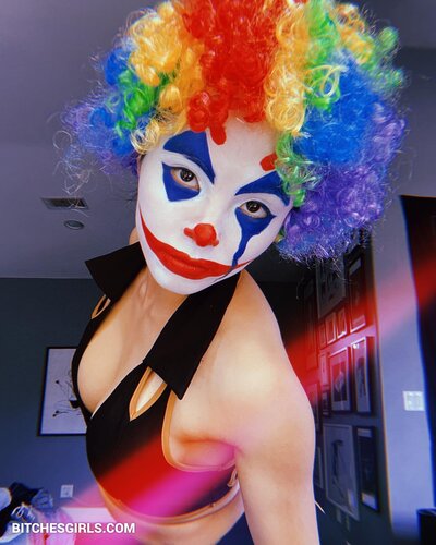 44167299564712640146208271491785055671 thumbnail