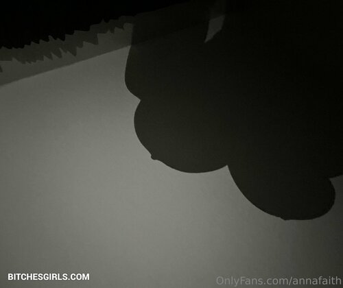 219445325023496903698917636885806285352 thumbnail