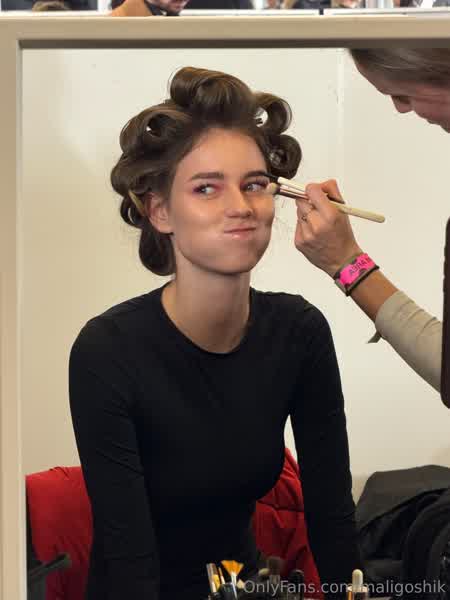 b24aaf6923cc9f58d0144751faafb0c07b08cad6ef4c13365ebf141c00900316 thumbnail