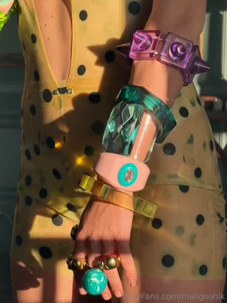 7d0c47757be2bd88dbf8d2d3e152c8d60bb677e3a51d9a9f105771a4e07d05cb thumbnail