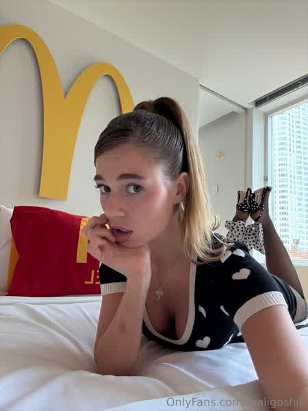 a879aa225c5a11616edd58bcbe6640ba514892a3eaccaebf062e0f974834ab96 thumbnail