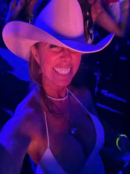 92516670e509fbbd49bf8bbaf433aa90ad8b6e956190c238a38bb7beb8c3f945 thumbnail