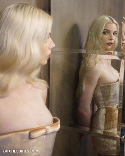 263181135657671582718668040713606572821 thumbnail