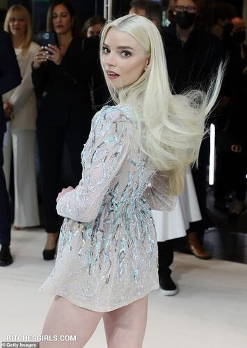 319425765917419623736834022652588296709 thumbnail