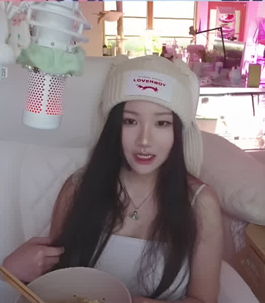 39d863daffd1222a35200b77d7e4368367cedb5108ae31809cb93ee11859512e thumbnail