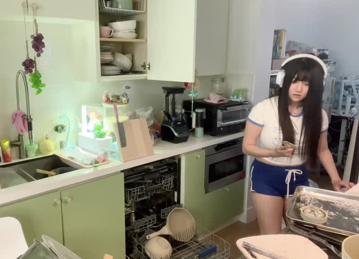 fe0914ba987762a644f29be62b50ada1dd5aa1bcbfb162b657f8fbbd3c5827e6 thumbnail