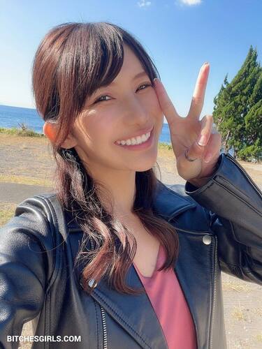 297608497503904142656715664245728823872 thumbnail