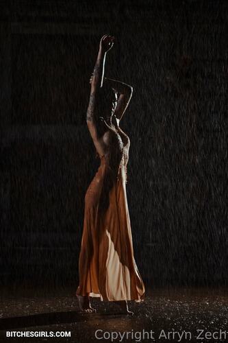 19037169024694500104789578166891111913 thumbnail