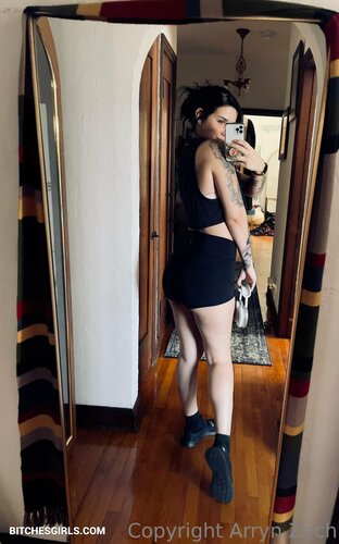 112642453650962346093216279068480351394 thumbnail