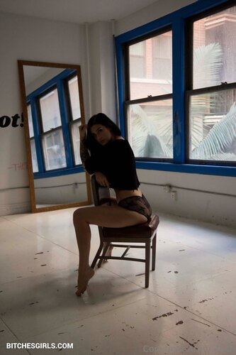 168630883553778348875278066725097798615 thumbnail