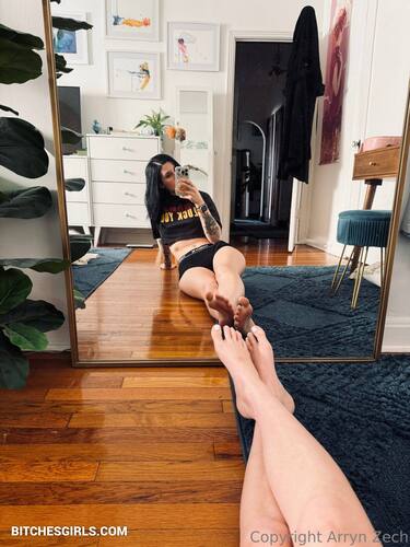 4970792184056997053260456167660161665 thumbnail