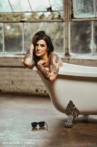 167814255137959451606112893261410077467 thumbnail