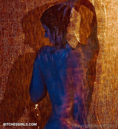 274481271949766879035257068446742131629 thumbnail