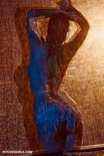 54815341080400672807687501423131450199 thumbnail