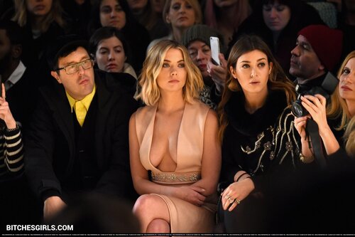 306008311303084488809409410492675307421 thumbnail