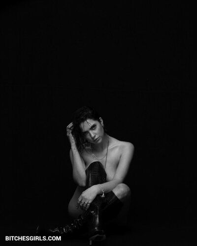 292963516954217503211150774724647033113 thumbnail