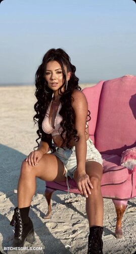 262918269542354020457273236138864251815 thumbnail