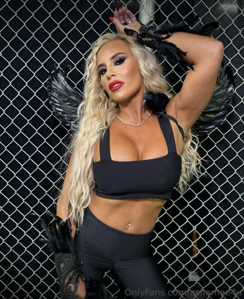 4bfa4ea2492b5e213701377639af95673e9a4bb732afb3e6c5347a9db3859cbe thumbnail