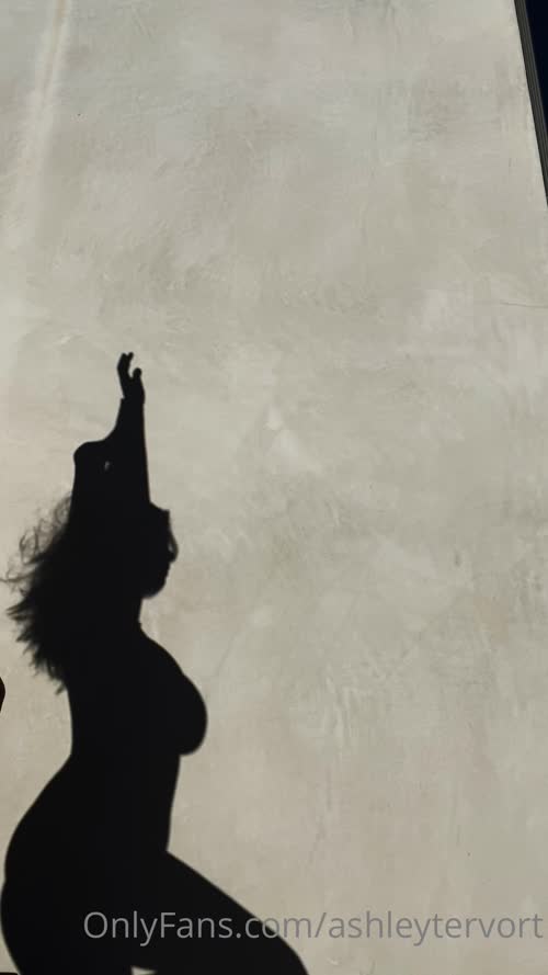 210780498542330543311096399871394839809 thumbnail