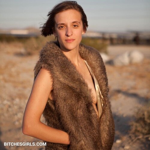 267926700249988406284932653070724197402 thumbnail