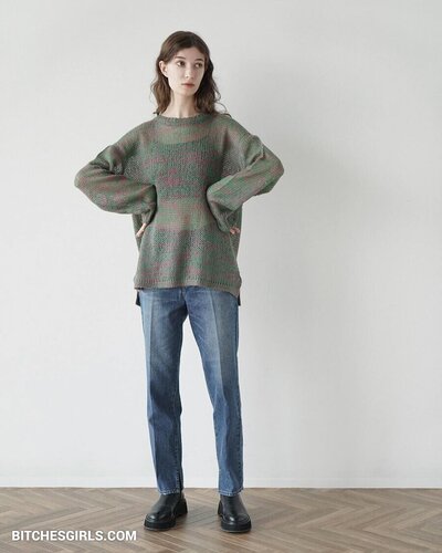 29090723710187629708372850673987217527 thumbnail