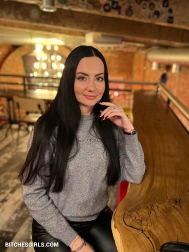 31978187318478668940263691907272318587 thumbnail