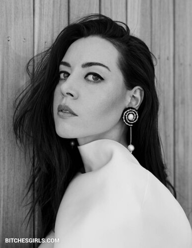 182671681768138538321256121042100580401 thumbnail