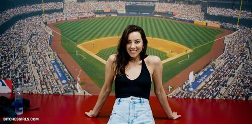 9862965729001470115418344046578489349 thumbnail