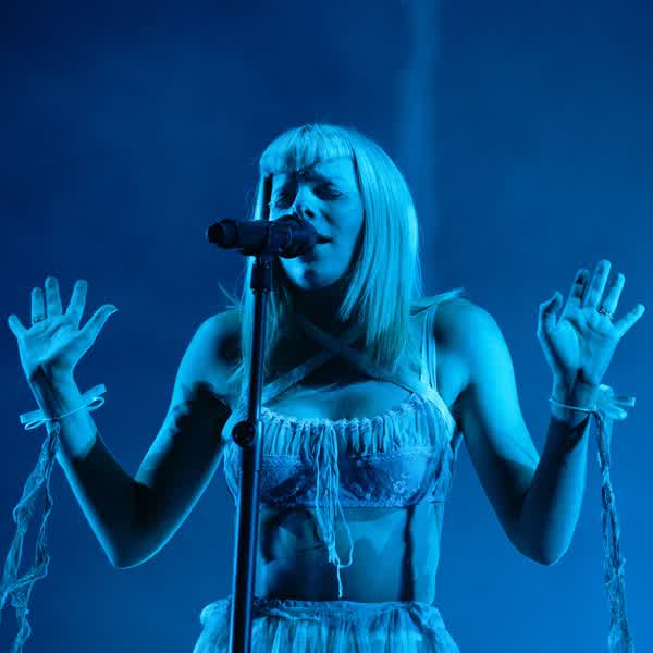 4e67a4636b80e7858086562954ab15d131fad3fce9090fbfff0cd0eb1ee6fdba thumbnail