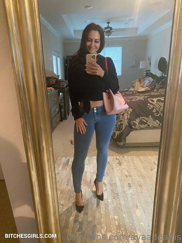 204561302033533229075540169390669026843 thumbnail