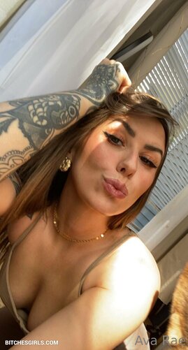 217878644327391475451519315758144850724 thumbnail