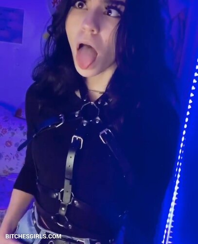 142457656634254709769836995714046961534 thumbnail