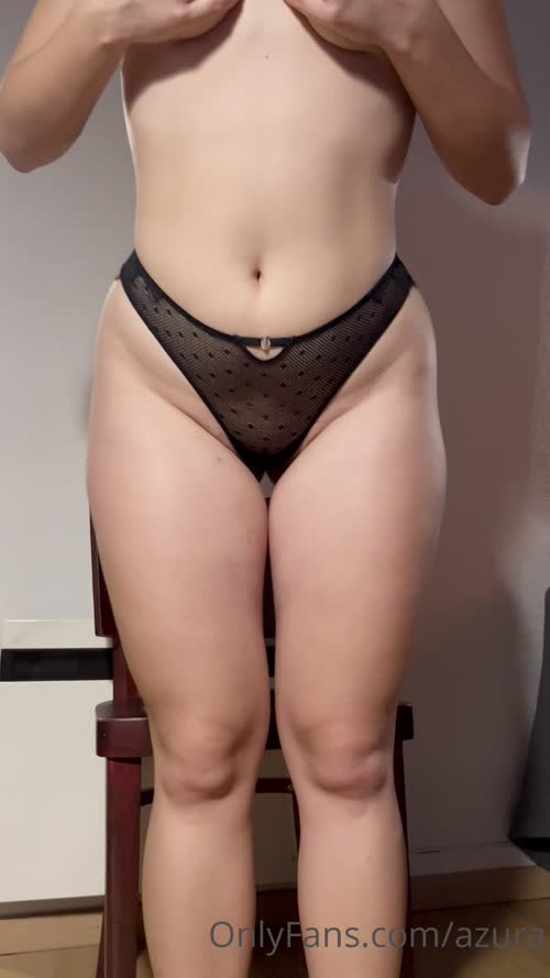 313072138398544032108573772281359194476 thumbnail