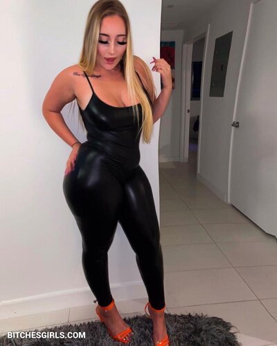 238676577075705647412813483707611716184 thumbnail