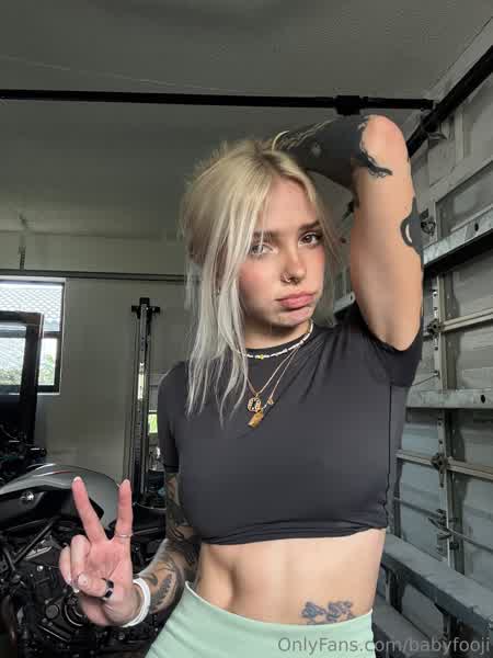 b4376f6456a893fbedf6b725dc7574a39096c6dab4e0807f662569e470a11741 thumbnail