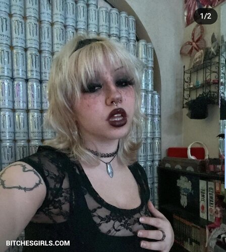 222908808538083130643378186031404860232 thumbnail