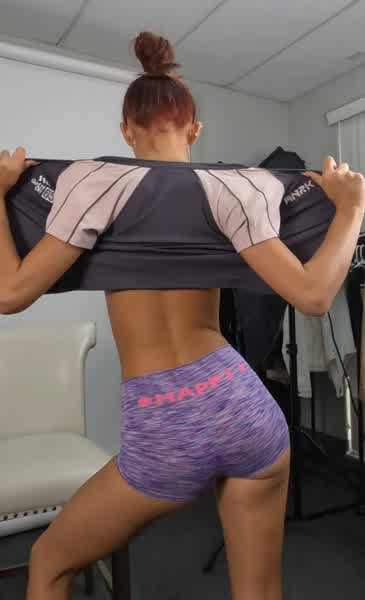 9f4d526d51d7b5ee604fd9e2e7924d5daf1121e32a302cd7cac7408363e19e4f thumbnail